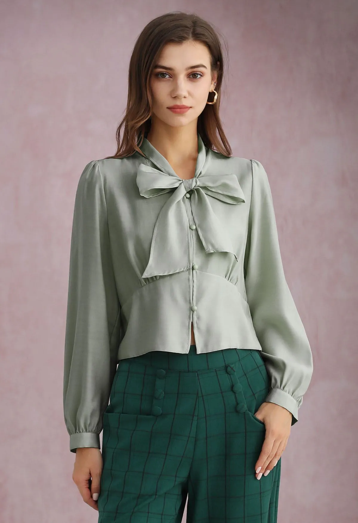 Sage Buttoned Short Shirt with Bow Collar