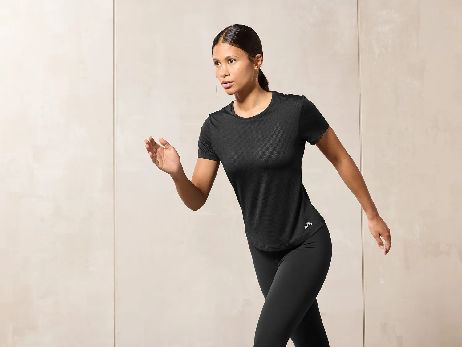 CRIVIT women's T-shirt technique