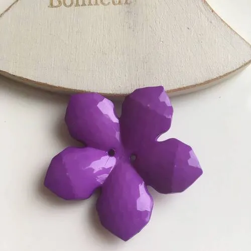 Grand bouton synthétique fleur en violet x1 exemplaire