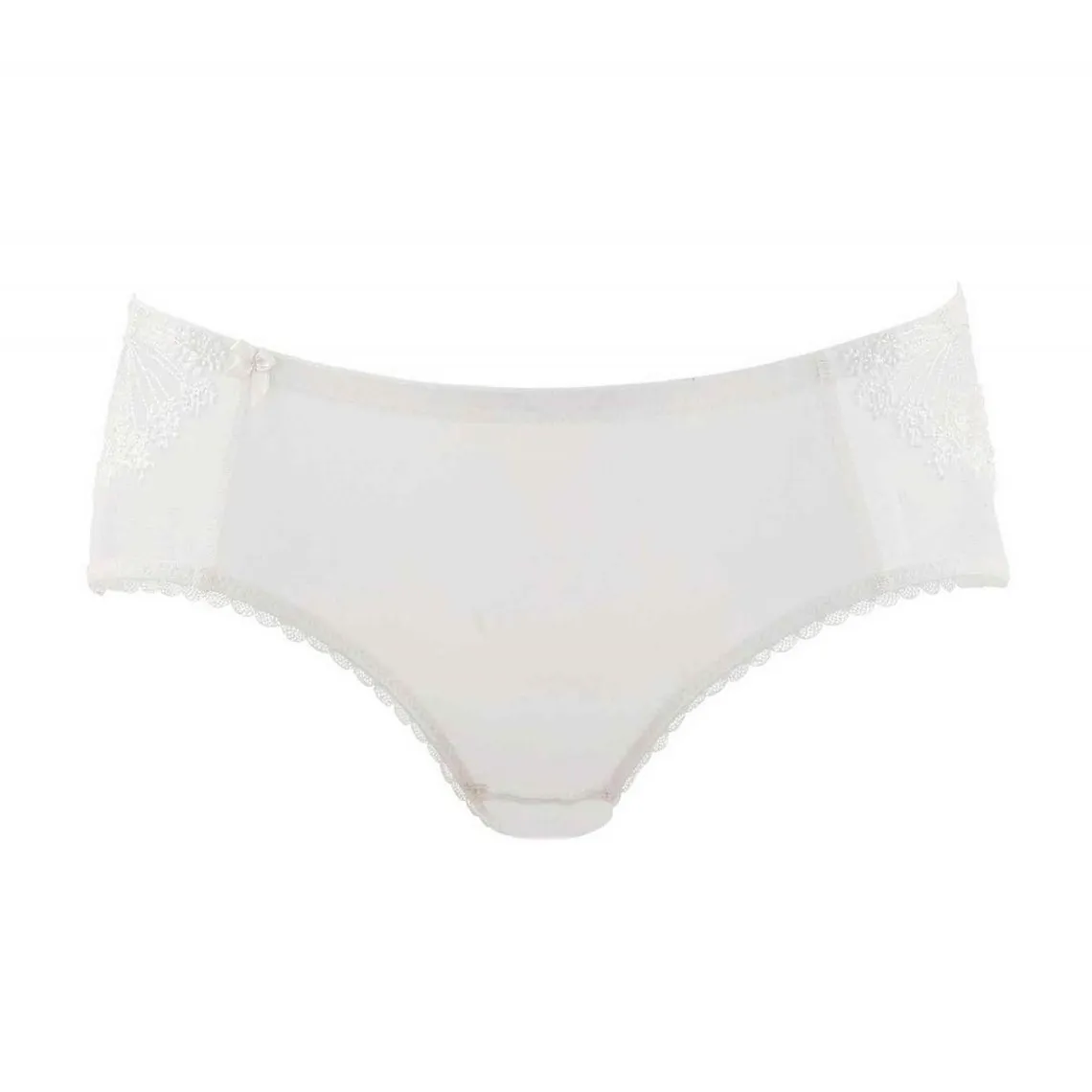 Ivory Maternity Shorty from Cache Coeur Lingerie | 3 Suisses