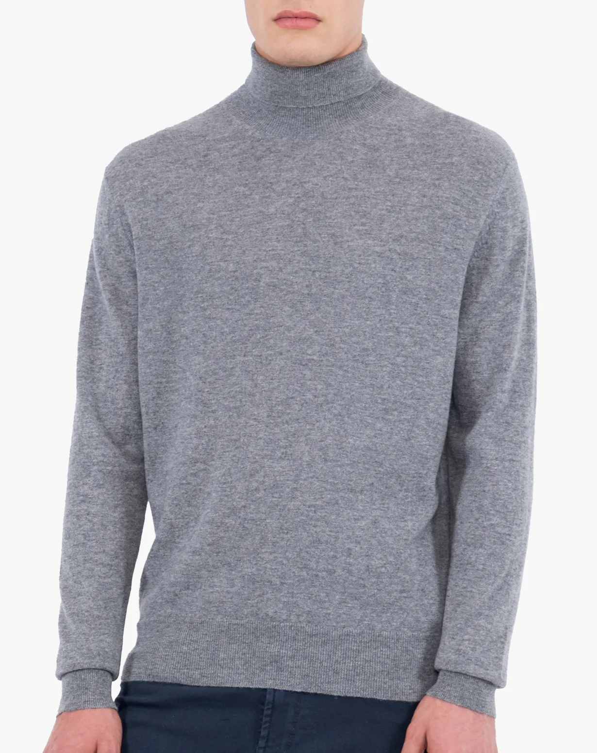 Men's Fine Cashmere Roll Neck Sweater.