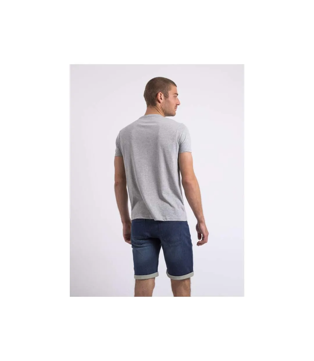 Round Neck T-shirt for Sale: NOSHOP