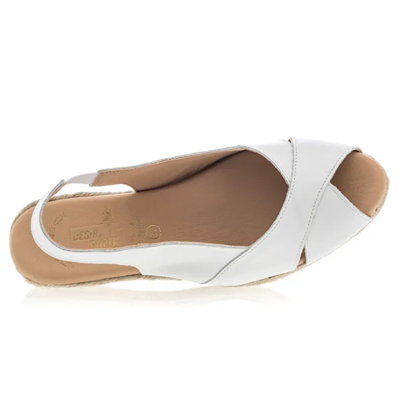 White Women's Espadrilles with Rope Soles - Desire to Escape: Besson Shoes.